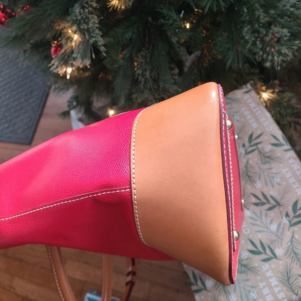 Dooney & Bourke Claremont Dover Tote Bag Red Tan Leather - Picture 15 of 16
